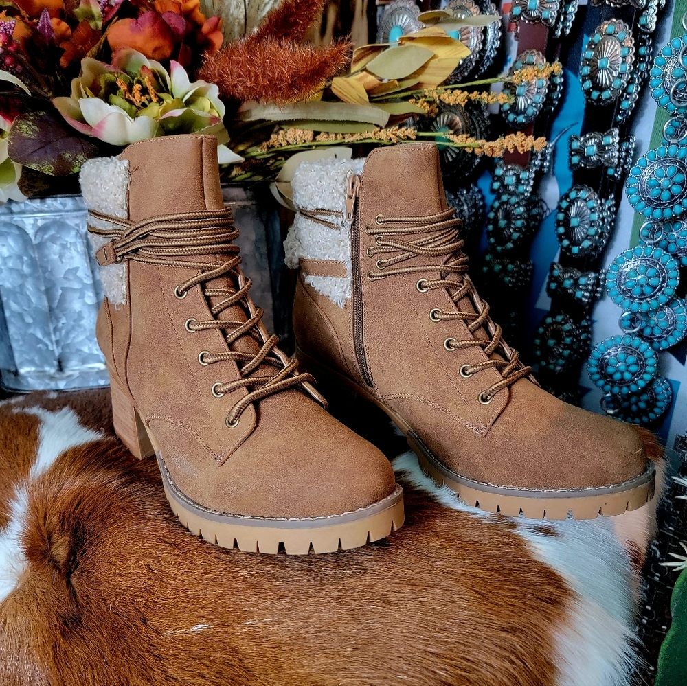 Olivia Boots